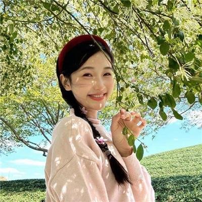 石榴裙下